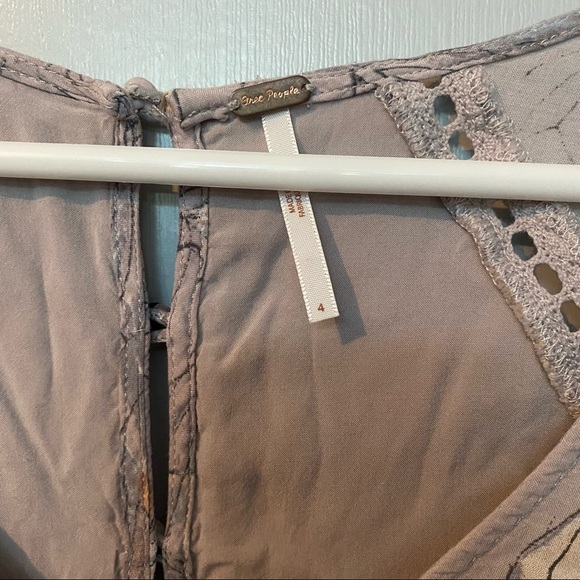 Free People Eyes On You Floral Boho Dress
With Pockets Size 4 - Picture 4 of 15